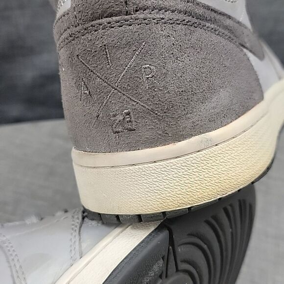 Nike Men's Air Jordan 1 Retro Camo High Sneakers AA3993-027  Gray 2017 OG SZ 9.5 - Picture 8 of 12